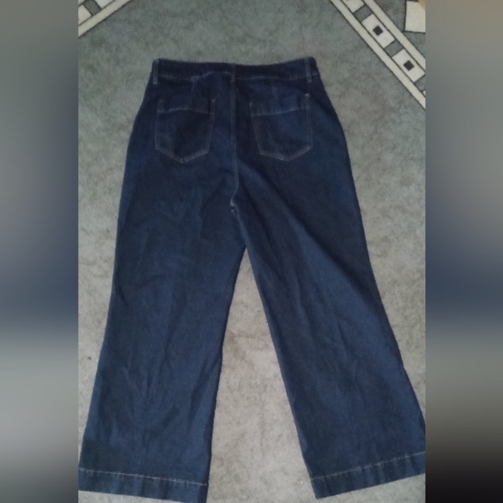 Liz Claiborne Navy Wide Leg Jeans - Picture 2 of 3